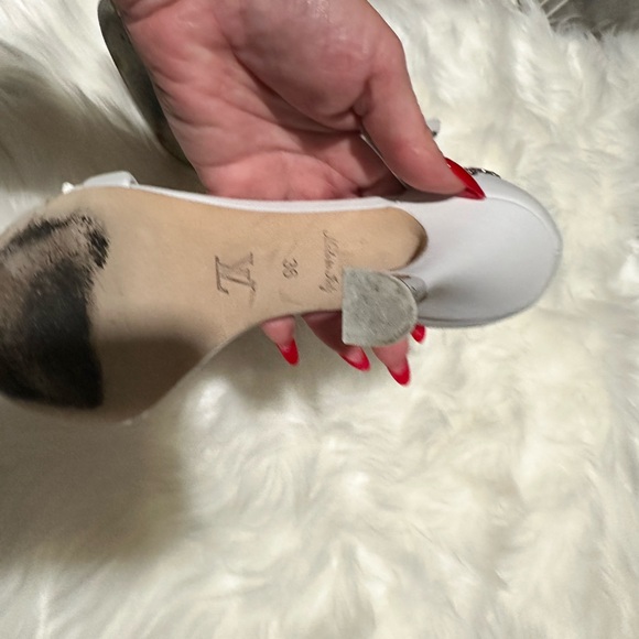 Louis Vuitton, Comes with box and dust bag - Picture 6 of 6